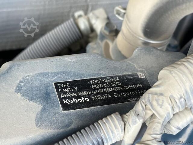 装载机 Kubota R065W
