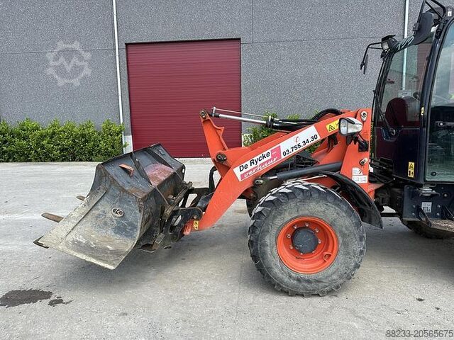 装载机 Kubota R065W