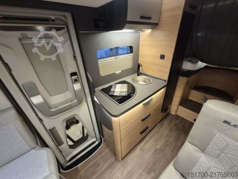 Semi-integrated camper Knaus L!VE WAVE 650 MEG Black Selection *bis 5 Tage Probewohnen*