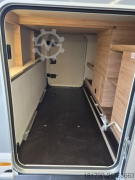 Semi-integrated camper Knaus L!VE WAVE 650 MEG Black Selection *bis 5 Tage Probewohnen*