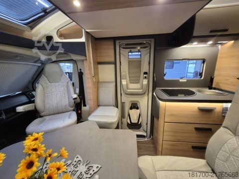 Semi-integrated camper Knaus L!VE WAVE 650 MEG Black Selection *bis 5 Tage Probewohnen*