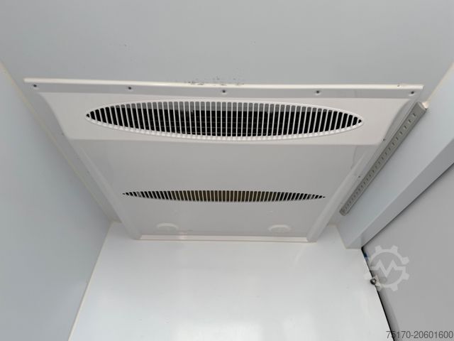 Refrigerator body van MERCEDES-BENZ Sprinter 317 CDI Frischdienst Fahr-/Standkühlung