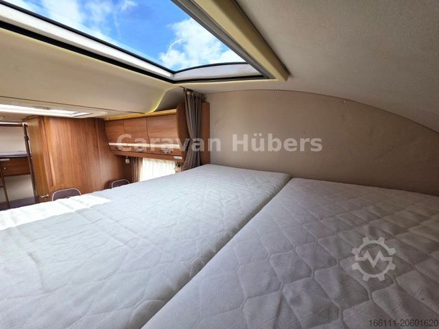 Alcove camper EURAMOBIL Terrestra TA 640 VB - Solar - Etagenbetten -