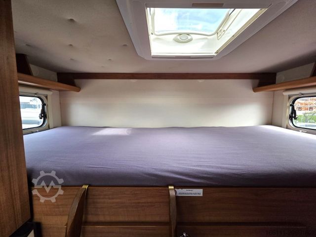 Alcove camper EURAMOBIL Terrestra TA 640 VB - Solar - Etagenbetten -