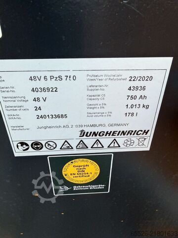Electric 4-wheel forklift Jungheinrich EFG 320 / Halbkabine / 2194 Std.