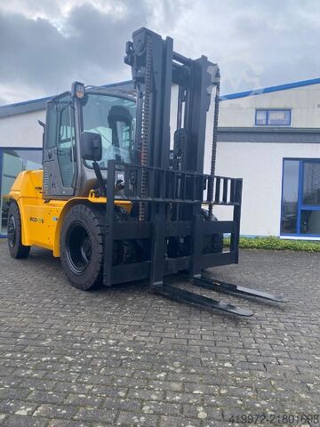 Xe nâng động cơ diesel Hyundai 80 D - 9 V TS 500