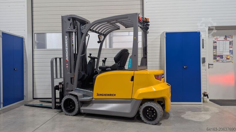 电动四轮叉车 Jungheinrich EFG BC 330 Ausstellungsstück
