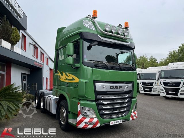 Standardni tegljač DAF XF 530 6x4 SSC*70to*2xTank*Standklima*Leder*
