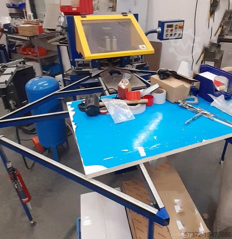 Máquina de unión de esquinas Schüco CC 120 A
