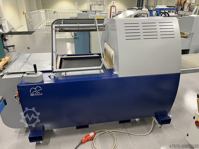 Tunnel termoretraibile con saldatrice Robopac Pack 6050A Shrink Tunnel with Sealer