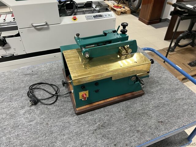 Okleiniarka, maszyna do klejenia Sumbel Perkeo Edge Gluer