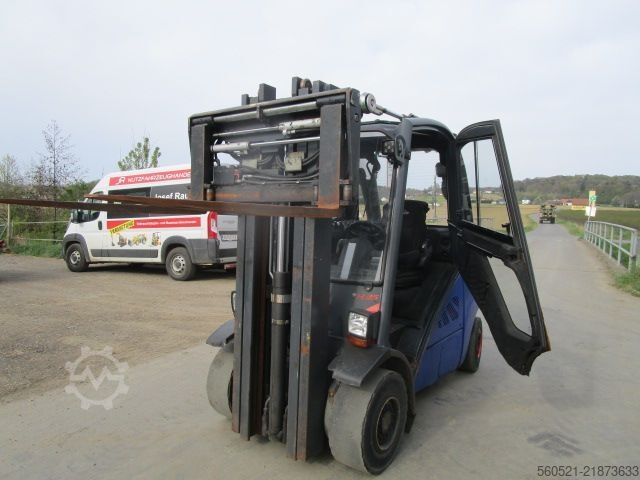 Empilhadeira diesel Linde H35D-02 Zinkenversteller + Seitenschieber