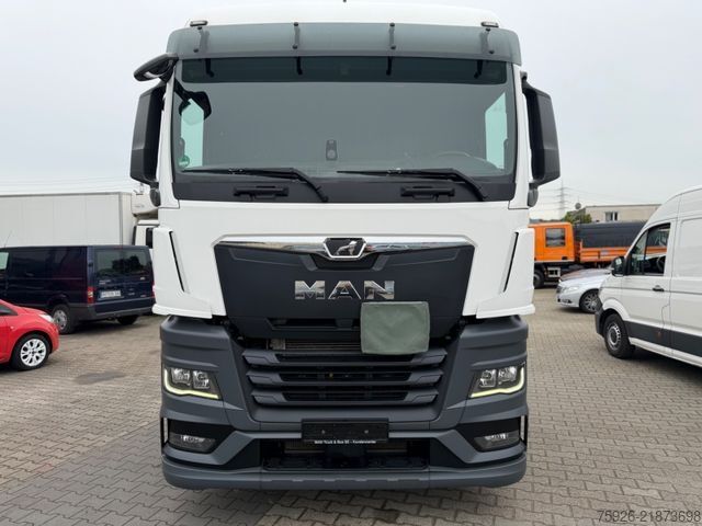 Bīstamo materiālu kravas automašīna MAN TGX 18 SZM / 4x2 LLS