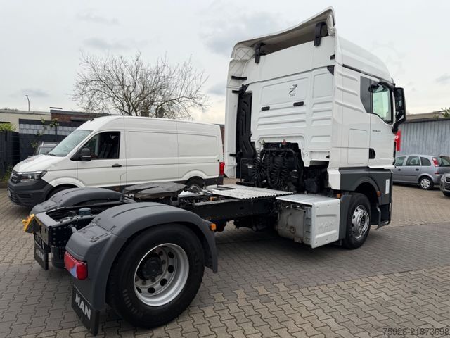 Bīstamo materiālu kravas automašīna MAN TGX 18 SZM / 4x2 LLS