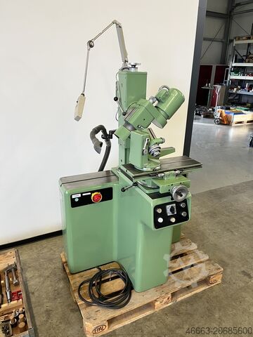 सार्वभौमिक उपकरण पीसने की मशीन Deckel S11