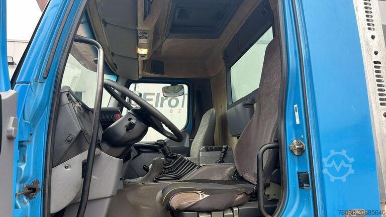 Fahrgestell mit Fahrerhaus Renault Kerax 400 (POMPE MANUELLE / LAMES / GRAND PONT ...