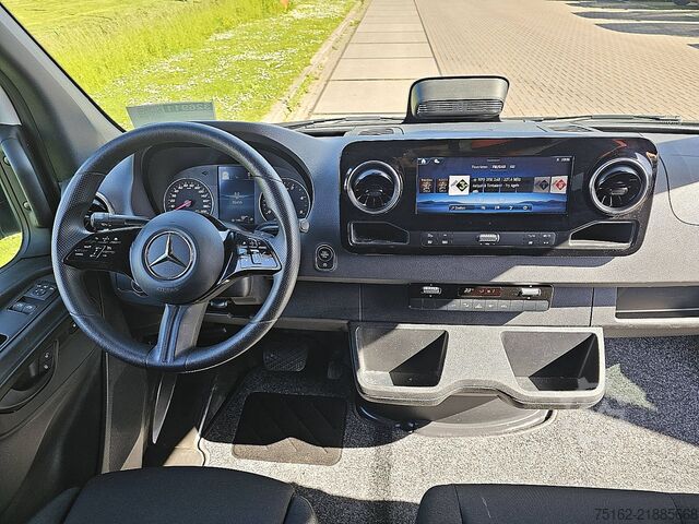 Augsta jumta universālis MERCEDES-BENZ SPRINTER 317 L2H2 Mbux RWD Euro6!