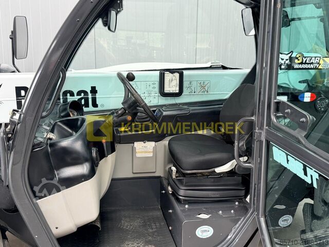 Teleskopski utovarivač Bobcat TL 2660