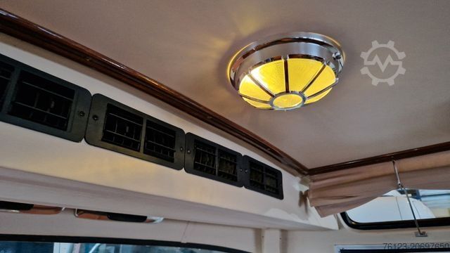 Минибус MERCEDES-BENZ Vorgänger Sprinter O 319 Samba mit Faltdach AC