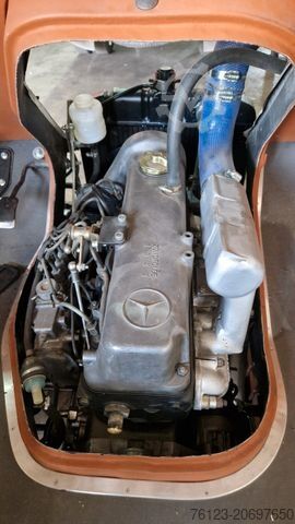 Минибус MERCEDES-BENZ Vorgänger Sprinter O 319 Samba mit Faltdach AC