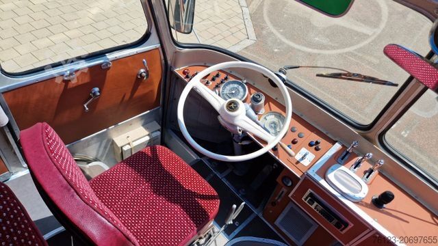 Туристический автобус SETRA Kässbohrer Setra S 6, S 9 Oldtimerbus Oldi