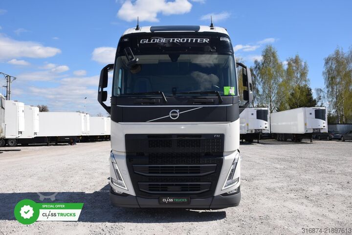 Standarta vilcējs VOLVO FH 500 Globetrotter XL Varios