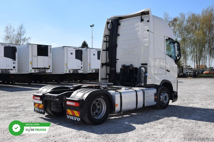 Standarta vilcējs VOLVO FH 500 Globetrotter XL Varios