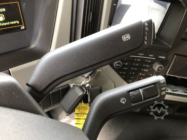 Veoauto BDF Jumbo rongi libisev tent MAN TGX 26.440