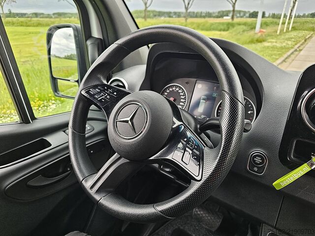 Aukšto stogo universalas MERCEDES-BENZ SPRINTER 317 L2H2 Mbux10 LED