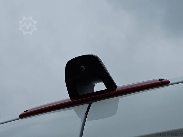 Aukšto stogo universalas MERCEDES-BENZ SPRINTER 317 L2H2 Mbux10 LED
