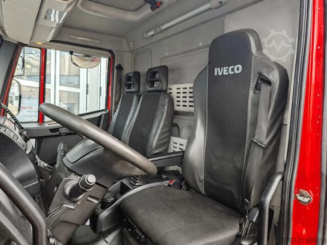 Transport av nötkreatur Iveco Eurocargo 150.320 - Finkl Livestock box - Autom...