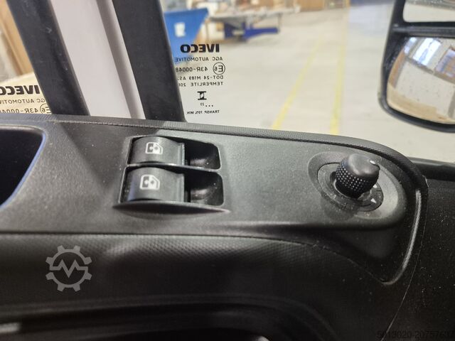 Pikap kamion Iveco DAILY 70C18H