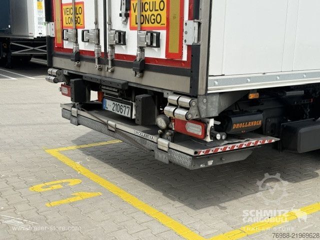 Treler separuh berpenyejuk Schmitz Cargobull Tiefkühler Multitemp Ladebordwand