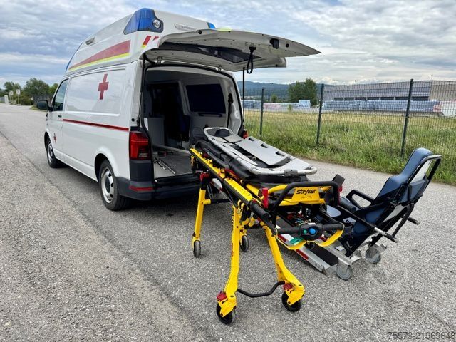 Požiarnické auto VOLKSWAGEN VW T6/1, 4-Motion,mit Trage und Sessel
