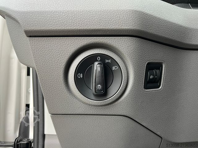 Minibus VOLKSWAGEN CRAFTER 2.0 TDI 9 SITZER 2X STANDHZG. KLIMA PDC