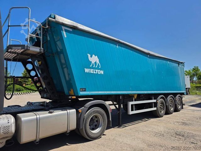 Semiremorcă basculantă WIELTON 50 cbm Getreidemulde, Pendelklappe,Kornschieber
