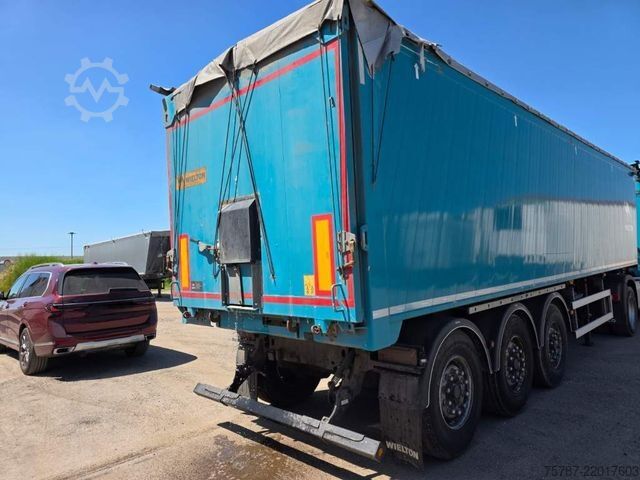 Semiremorcă basculantă WIELTON 50 cbm Getreidemulde, Pendelklappe,Kornschieber