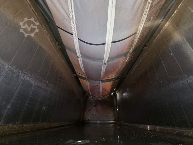 Semiremorcă basculantă WIELTON 50 cbm Getreidemulde, Pendelklappe,Kornschieber