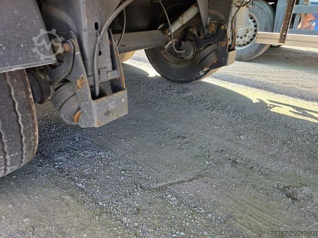 Semiremorcă basculantă WIELTON 50 cbm Getreidemulde, Pendelklappe,Kornschieber
