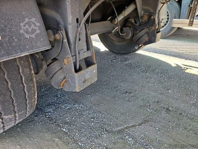 Semiremorcă basculantă WIELTON 50 cbm Getreidemulde, Pendelklappe,Kornschieber
