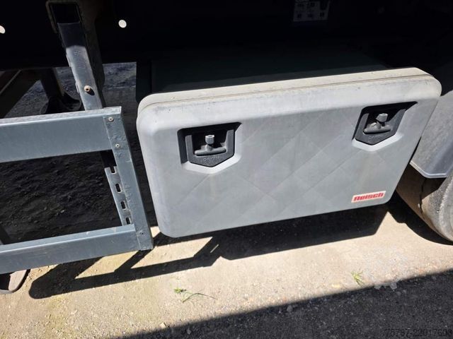 Semiremorcă basculantă REISCH 48 cbm Getreidekipper, Kornschieber, Lift