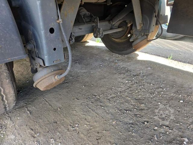 Semiremorcă basculantă REISCH 48 cbm Getreidekipper, Kornschieber, Lift