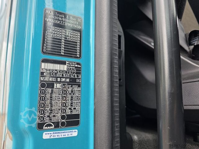 Tractor estándar MAN 18.470 TGX XXL Unfall, Retarder, 2 Kreis Hydr.