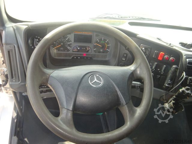 Chasis de camión MERCEDES-BENZ Zetros 1833 4x4 AHK Standhzg Automatik