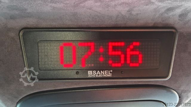 Minibus MERCEDES-BENZ Sprinter 515 Heckniederflur 2 x vorhanden