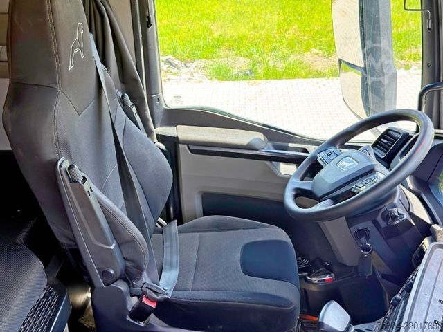 Шлеп служба MAN TGX 35.580 * ABSCHLEPPWAGEN 9,00m * 8x4 * TOP
