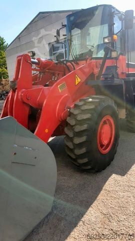 Radlader KOMATSU WA 270 Top wie Liebherr 524/538