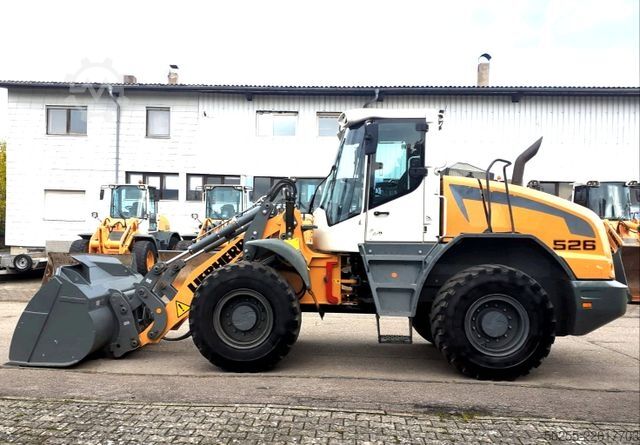 Radlader KOMATSU WA 270 Top wie Liebherr 524/538