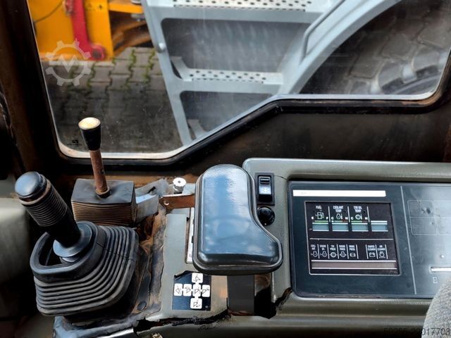 Carregadora de rodas KOMATSU WA 270 Top wie Liebherr 524/538