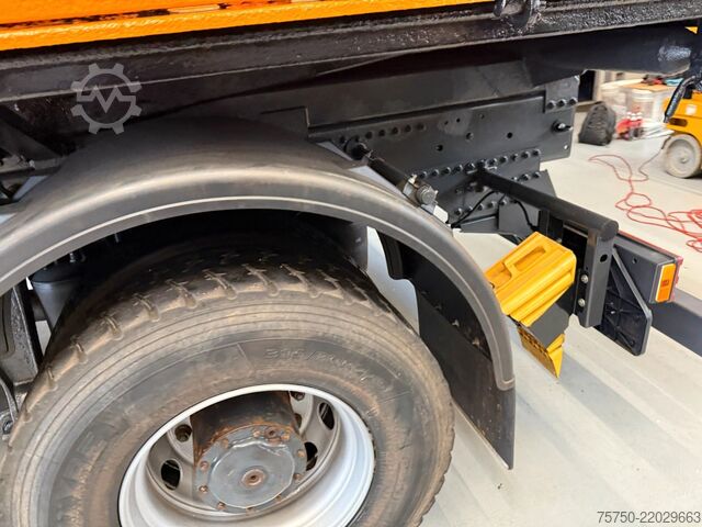 Altro MERCEDES-BENZ Actros 2036 4x4 Hiab Kran- Funk- Kipper- Klima-